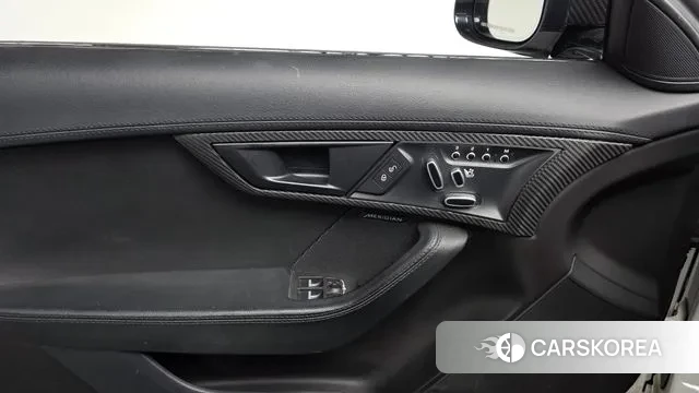 Jaguar F-TYPE id 3692825 из Кореи 8