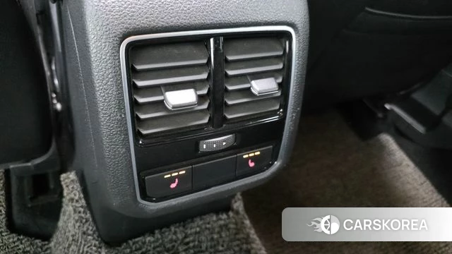 Volkswagen The New Passat id 3834715 из Кореи 8