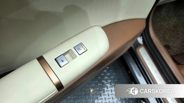 Hyundai Grandeur Hybrid (GN7) id 4186225 из Кореи 8