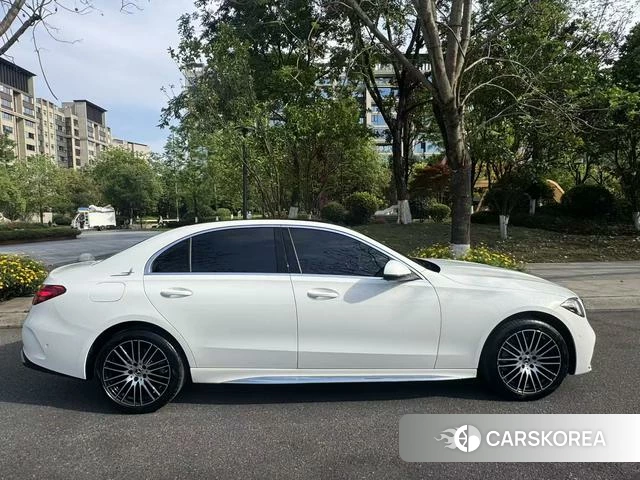 Mercedes-Benz Class C id 4300912 из Китая 8
