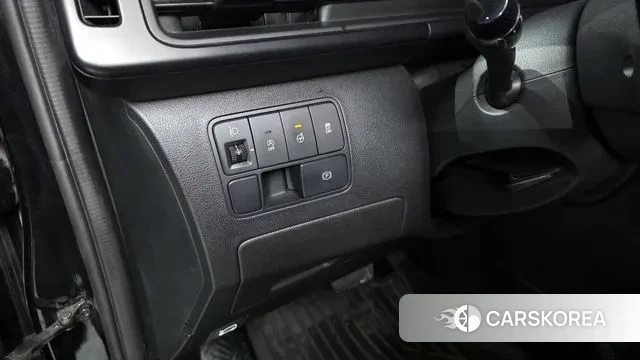 Hyundai Staria id 3607107 из Кореи 8