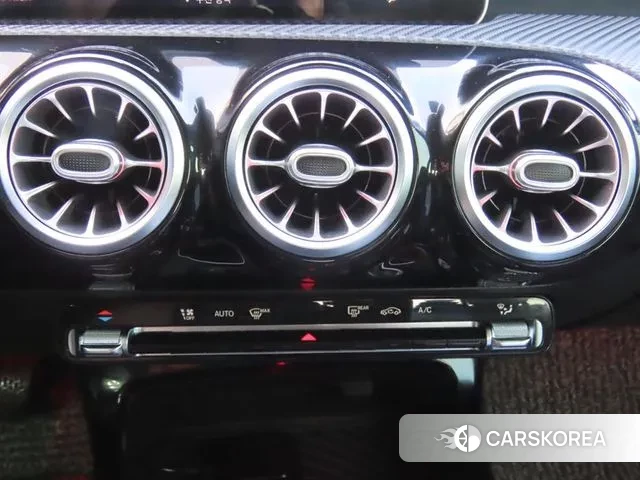 Mercedes-Benz A-Class W177 id 3517180 из Кореи 8