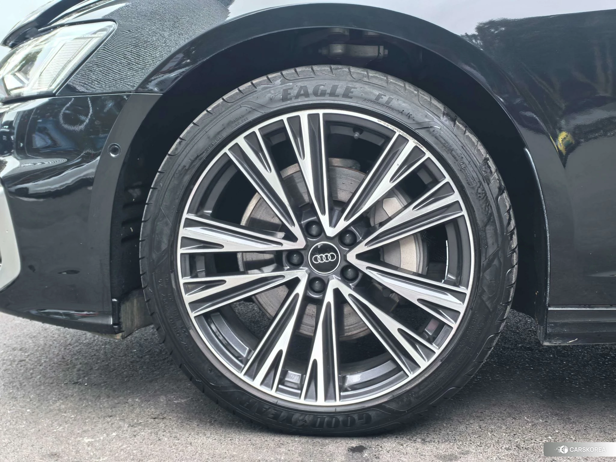 Audi A6L id 4487521 из Китая 8