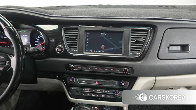 Kia The New Carnival id 4795060 из Кореи 8