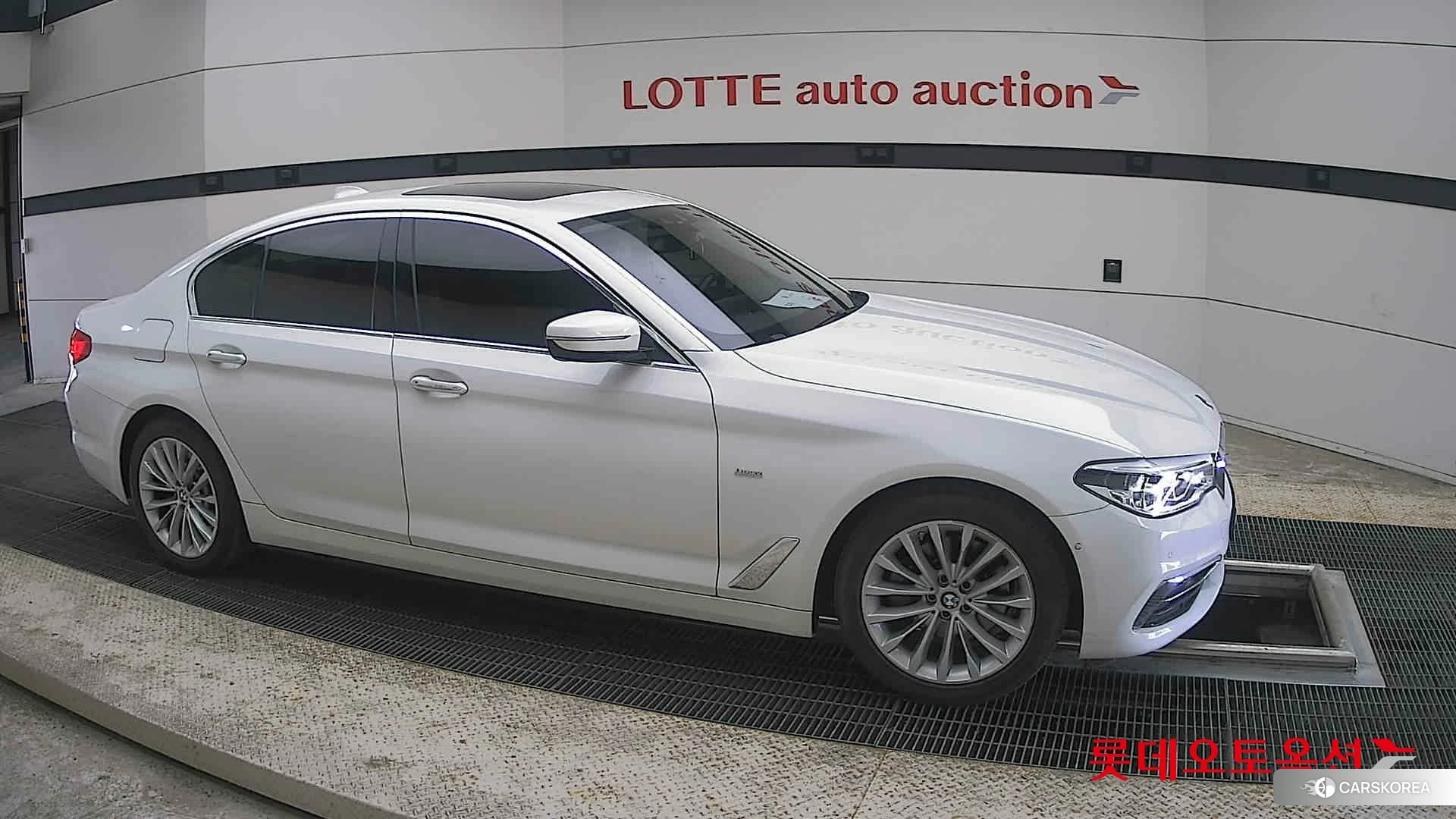 BMW  520d id 4296716 из Кореи 8