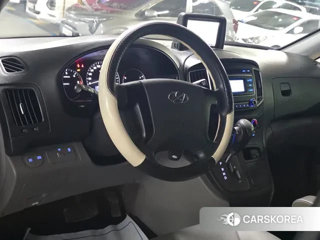 Hyundai The New Grand Starex id 3038995 из Кореи 8