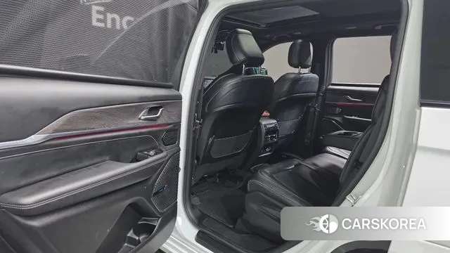 Jeep Grand Cherokee (WL) id 3003213 из Кореи 8