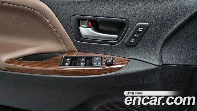 Toyota Sienna id 2818921 из Кореи 8