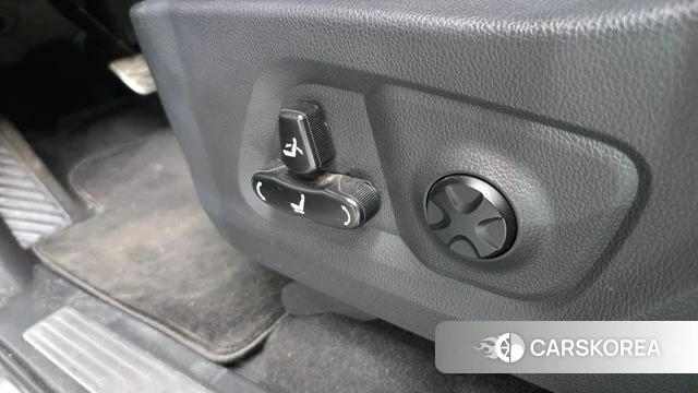 Ssangyong Rexton Sports id 4446660 из Кореи 8