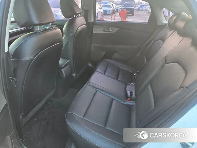 Kia Come New K3 id 3469503 из Кореи 8