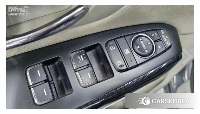 Kia All New Carnival id 4760435 из Кореи 8