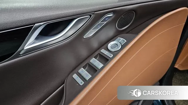 Genesis G80 (RG3) id 3468340 из Кореи 8