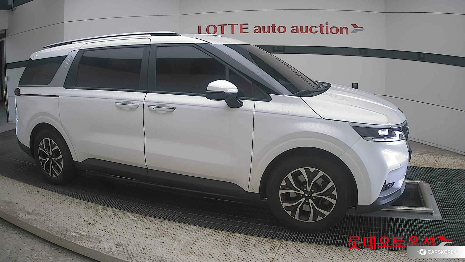 Kia Carnival id 4674173 из Кореи 8