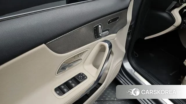 Mercedes-Benz A-Class W177 id 3396512 из Кореи 8