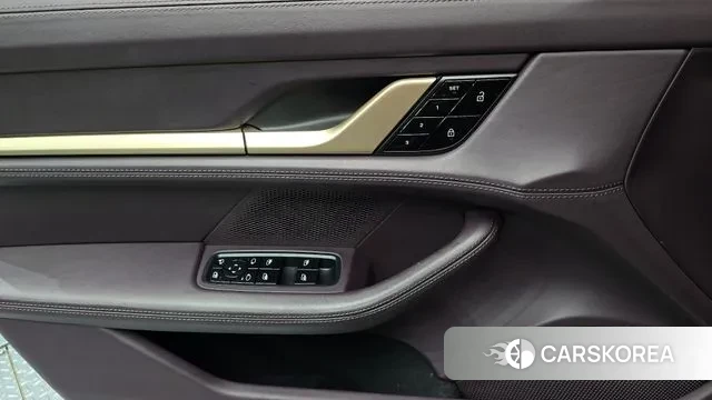 Porsche Taycan id 3577593 из Кореи 8