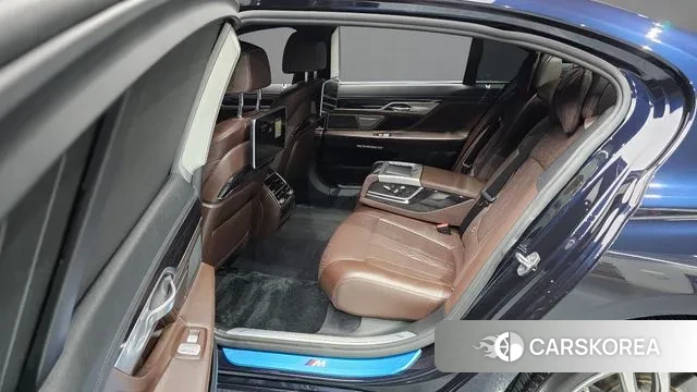 BMW 7 Series (G11) id 2986836 из Кореи 8