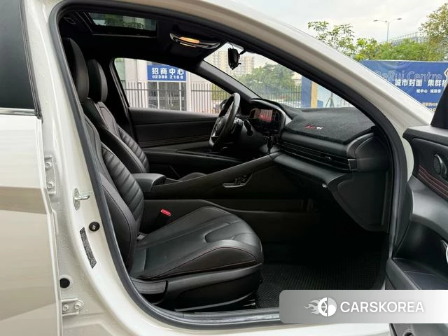 Hyundai Elantra id 4298555 из Китая 8