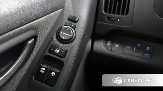 Hyundai The New Grand Starex id 2977316 из Кореи 8