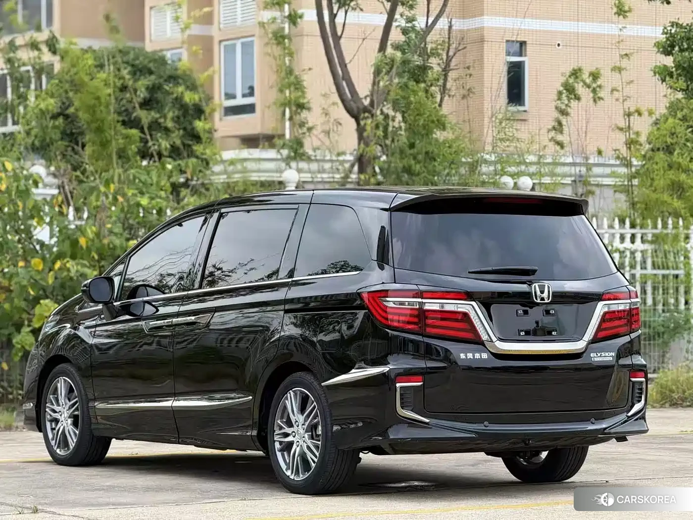 Honda Elysion id 4680694 из Китая 8