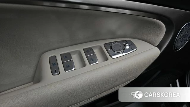 Genesis The New G70 id 3904356 из Кореи 8