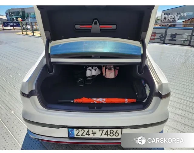 Hyundai Grandeur (GN7) id 2974482 из Кореи 8