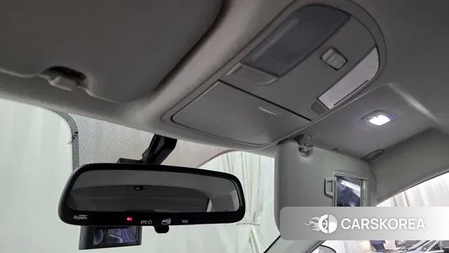 Kia Stonic id 3568796 из Кореи 8