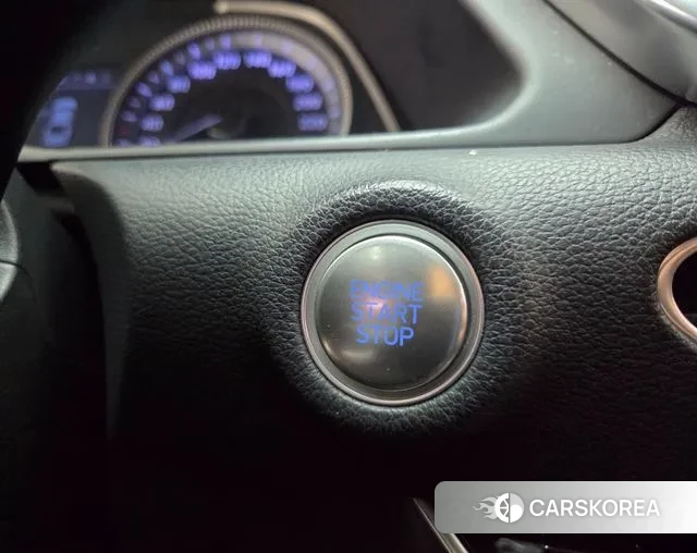 Hyundai Sonata (DN8) id 3789333 из Кореи 8