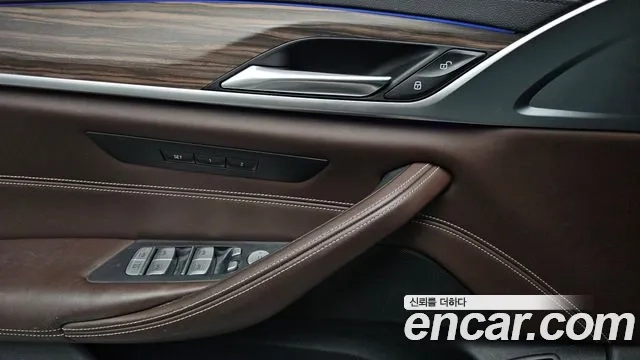 BMW 5 Series (G30) id 2870119 из Кореи 8