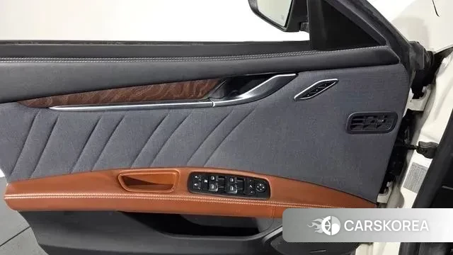 Maserati Ghibli id 3617260 из Кореи 8