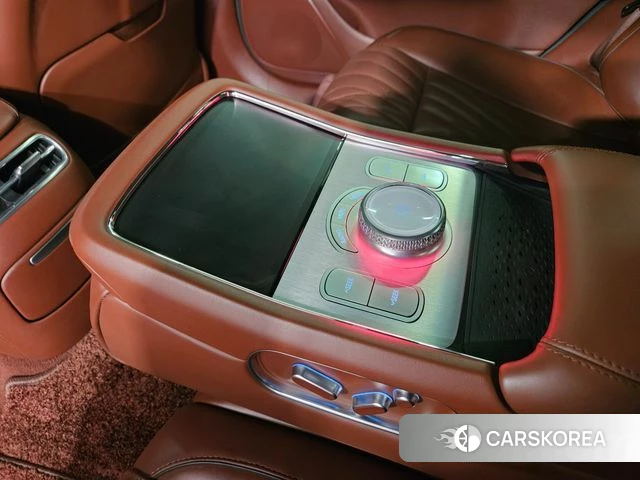 Genesis G90 (RS4) id 3842461 из Кореи 8