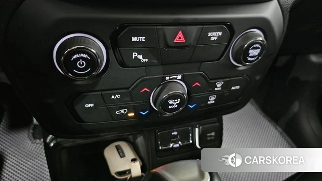Jeep Renegade id 4592038 из Кореи 8