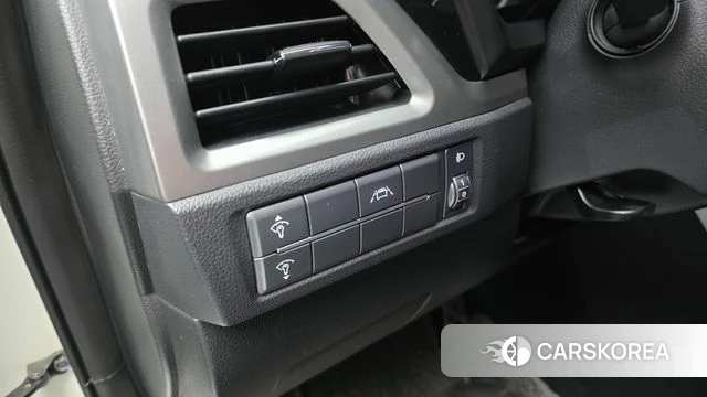 Ssangyong Beautiful Korando id 4581057 из Кореи 8