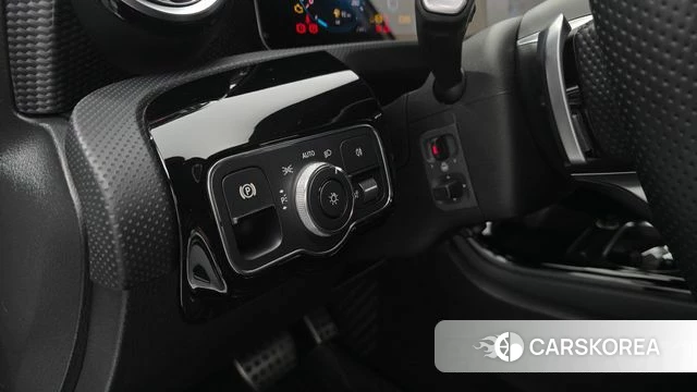 Mercedes-Benz A-Class W177 id 4339025 из Кореи 8