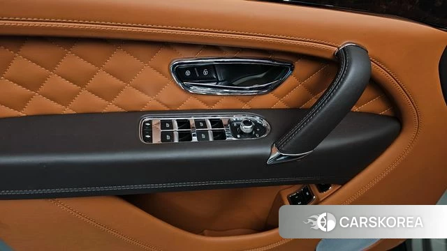 Bentley Bentayga id 4672581 из Кореи 8