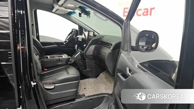 Hyundai Staria id 4548635 из Кореи 8
