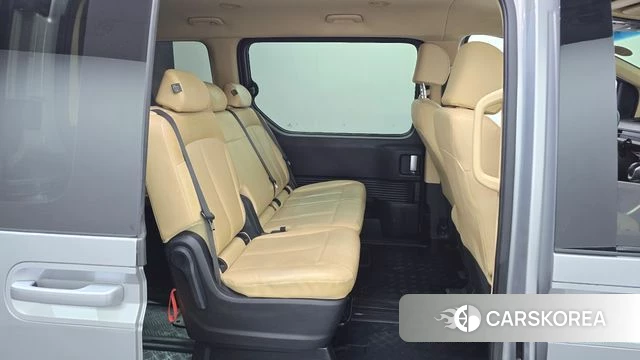 Hyundai Staria id 4315920 из Кореи 8
