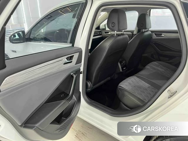 Volkswagen Sagitar id 4314360 из Китая 8