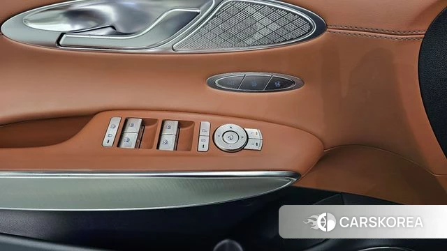 Genesis GV70 id 4432847 из Кореи 8