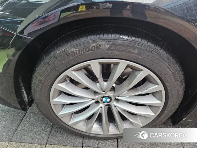 BMW 5 Series (G30) id 3467794 из Кореи 8