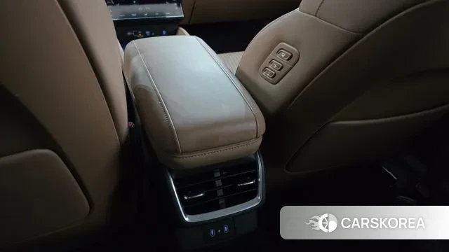 Hyundai Grandeur Hybrid (GN7) id 3016237 из Кореи 8