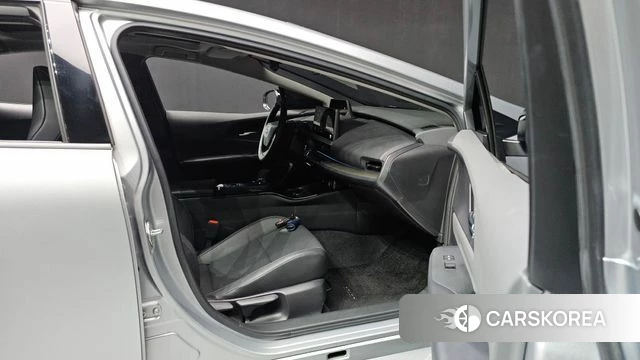 Toyota Prius 5th Generation id 4778356 из Кореи 8