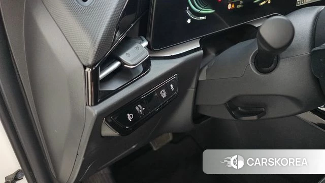 Kia Di Ol Nu Niro id 4893386 из Кореи 8