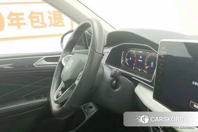 Volkswagen Tiguan L id 4273022 из Китая 8