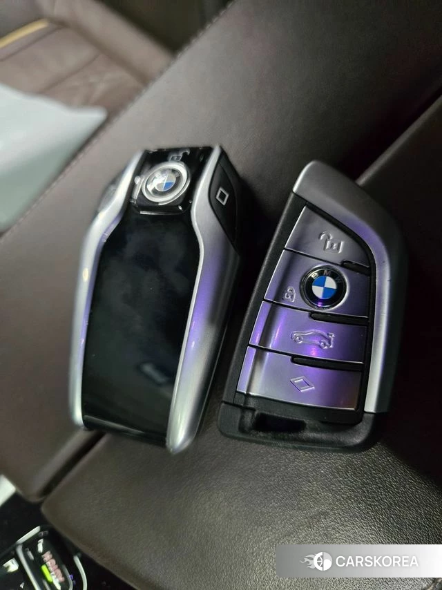 BMW 5 Series (G30) id 4422998 из Кореи 8