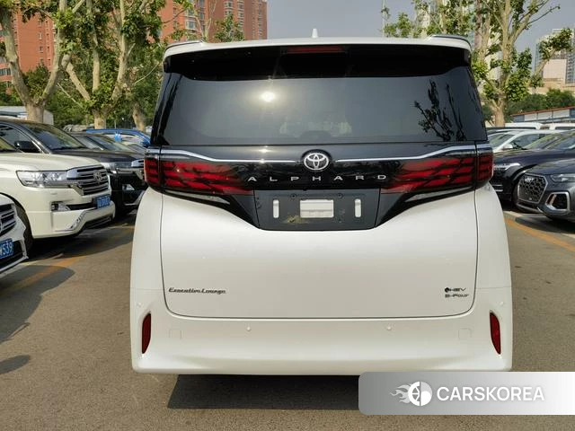 Toyota Elfa id 4313941 из Китая 8