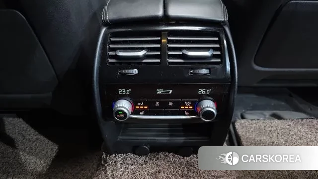 BMW 5 Series (G30) id 3687705 из Кореи 8