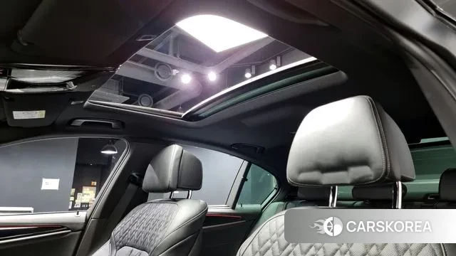 BMW 5 Series (G30) id 3416593 из Кореи 8