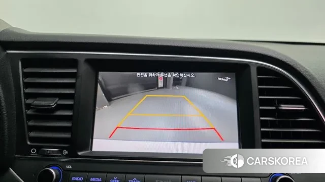 Hyundai Avante AD id 3469881 из Кореи 8