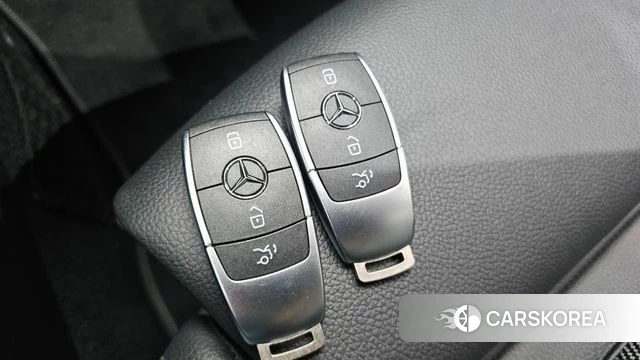 Mercedes-Benz A-Class W177 id 4362414 из Кореи 8