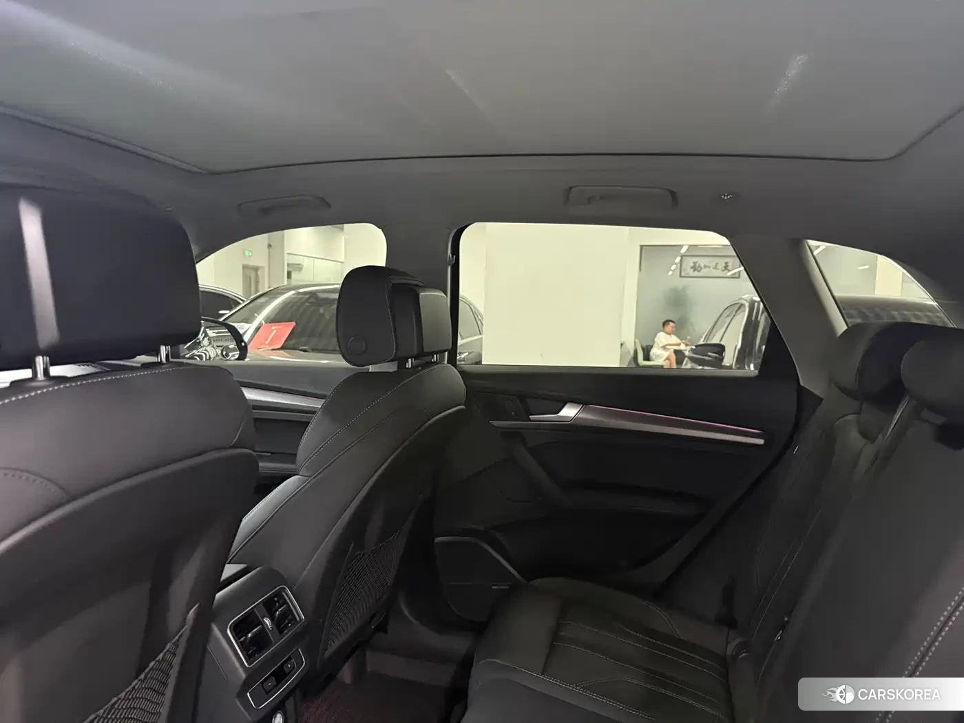 Audi Q5L id 4629099 из Китая 8